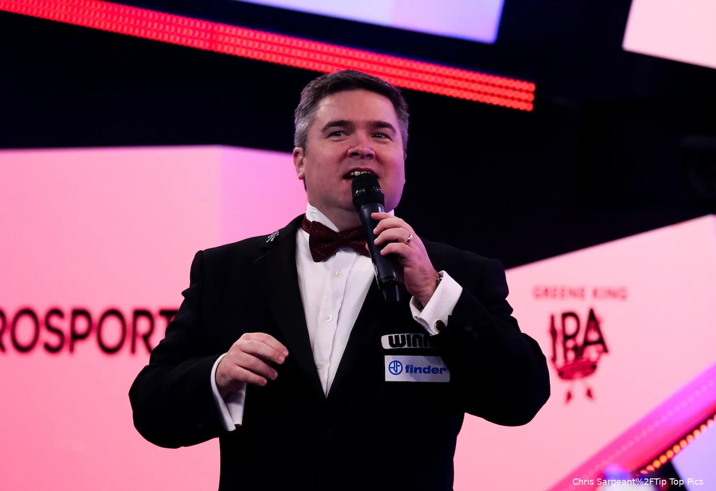 "Eric Bristow gegen Michael van Gerwen, und das am liebsten in den Niederlanden" - Richard ...